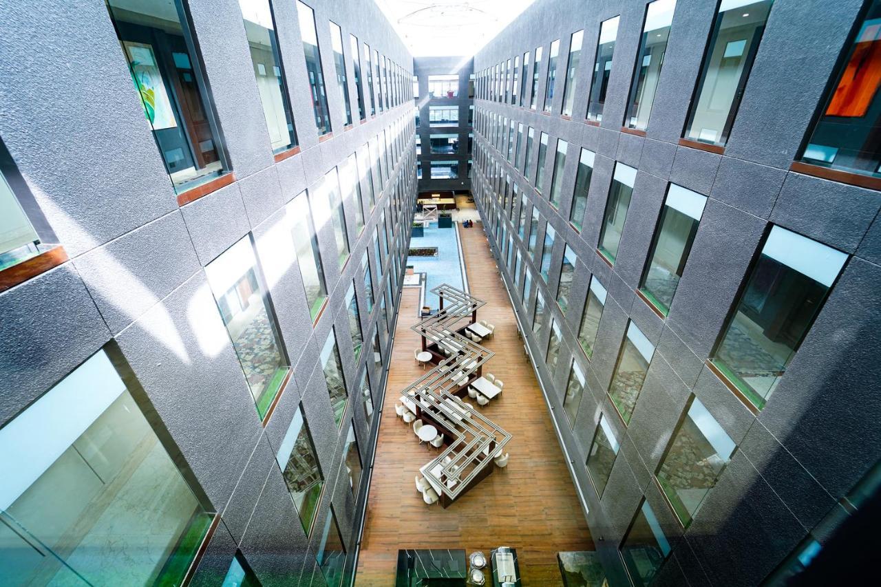 Essentia Luxury Hotel Indaur Kültér fotó