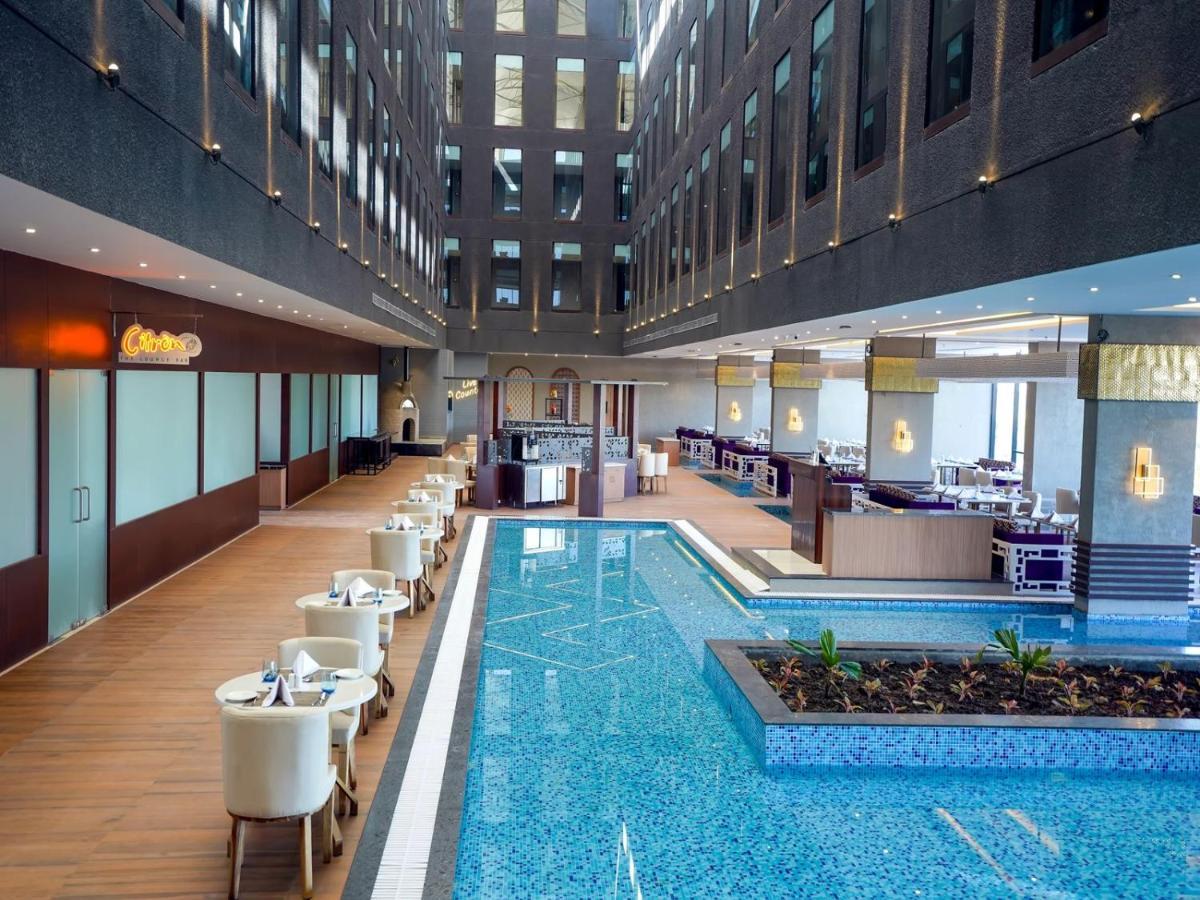 Essentia Luxury Hotel Indaur Kültér fotó