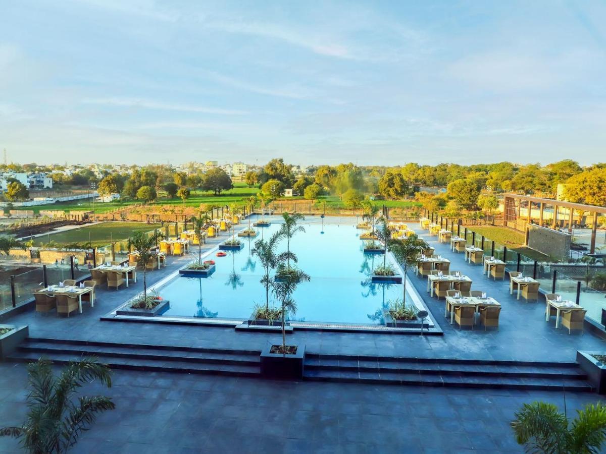 Essentia Luxury Hotel Indaur Kültér fotó