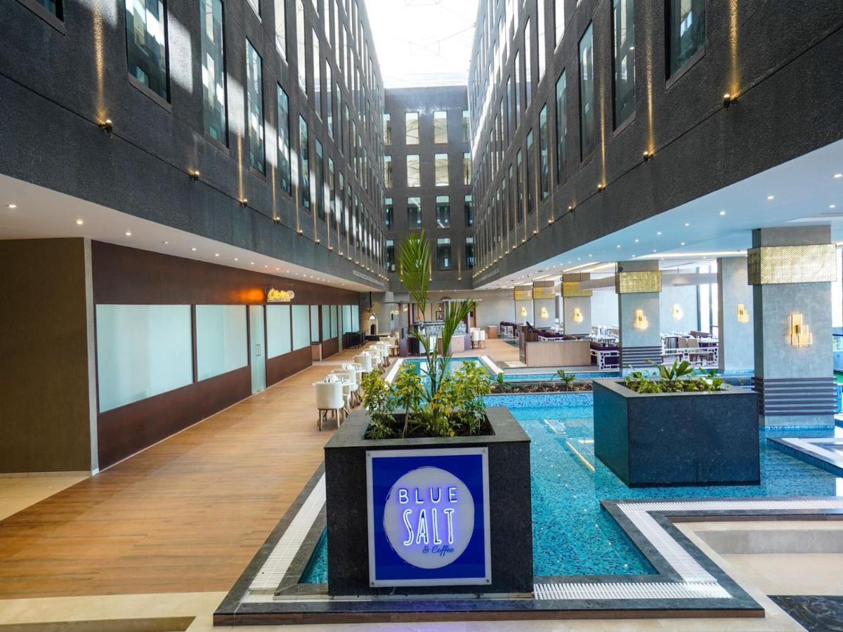 Essentia Luxury Hotel Indaur Kültér fotó