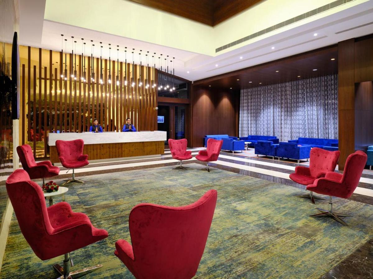 Essentia Luxury Hotel Indaur Kültér fotó