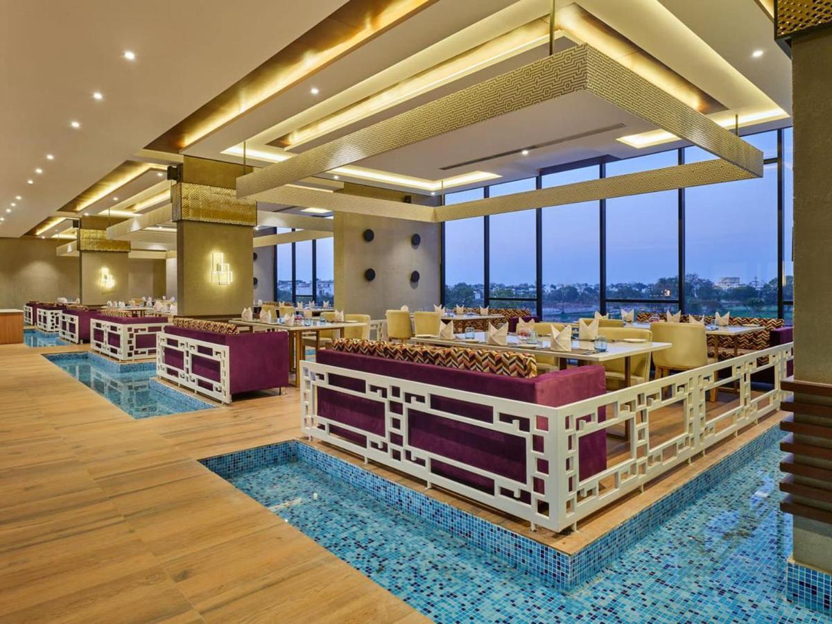 Essentia Luxury Hotel Indaur Kültér fotó