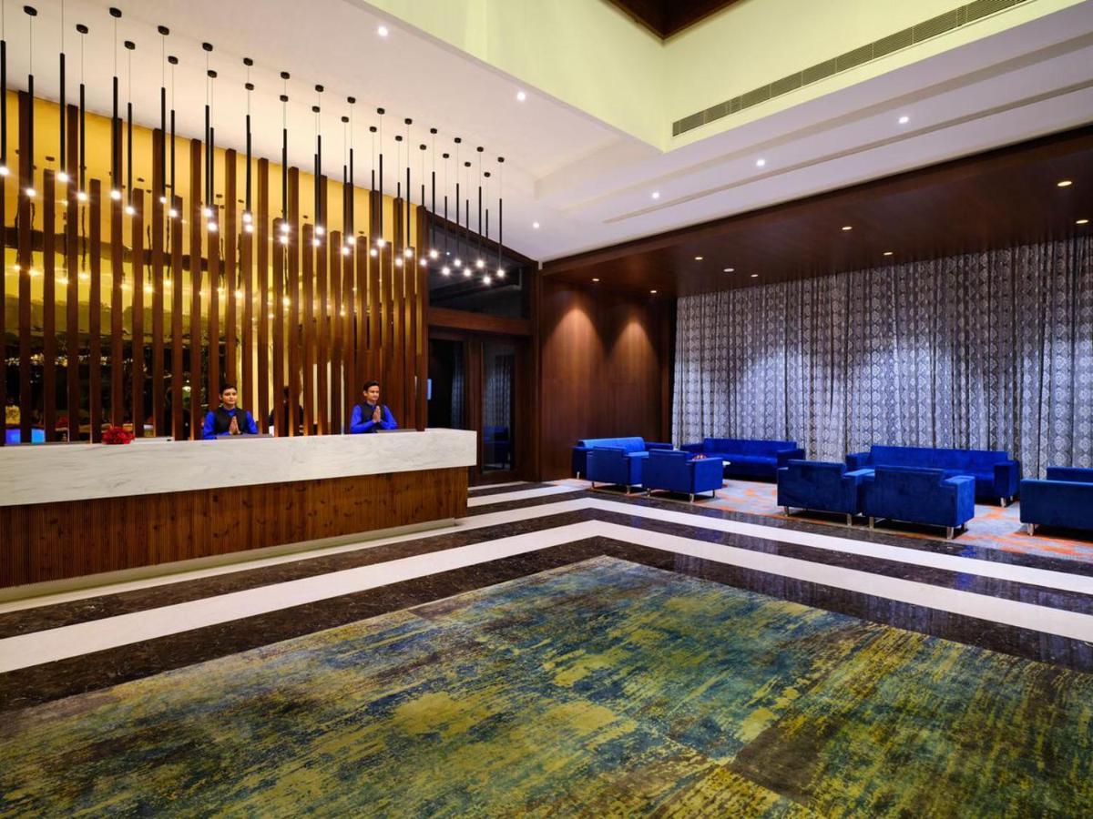 Essentia Luxury Hotel Indaur Kültér fotó